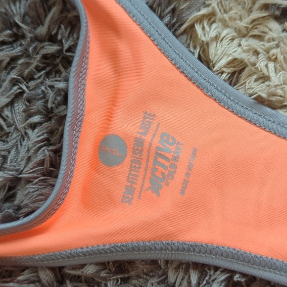 Semi Fitted Athletic Tank Top Workout Bundle Size Small 3 Tops Running Fitness - Picture 5 of 8